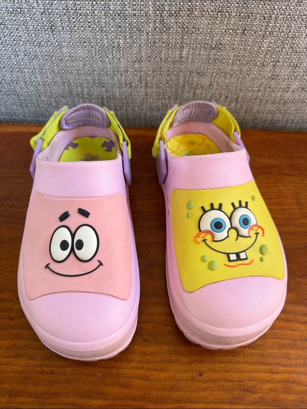 SpongeBob Squarepants and Patrick Pink & Yellow Women’s Character Clogs Size 9